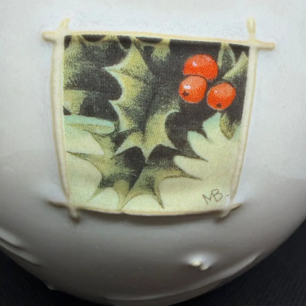 Marjolein Bastin Hallmark Ceramic Teapot Nature Sketchbook Holly Berry Vintage